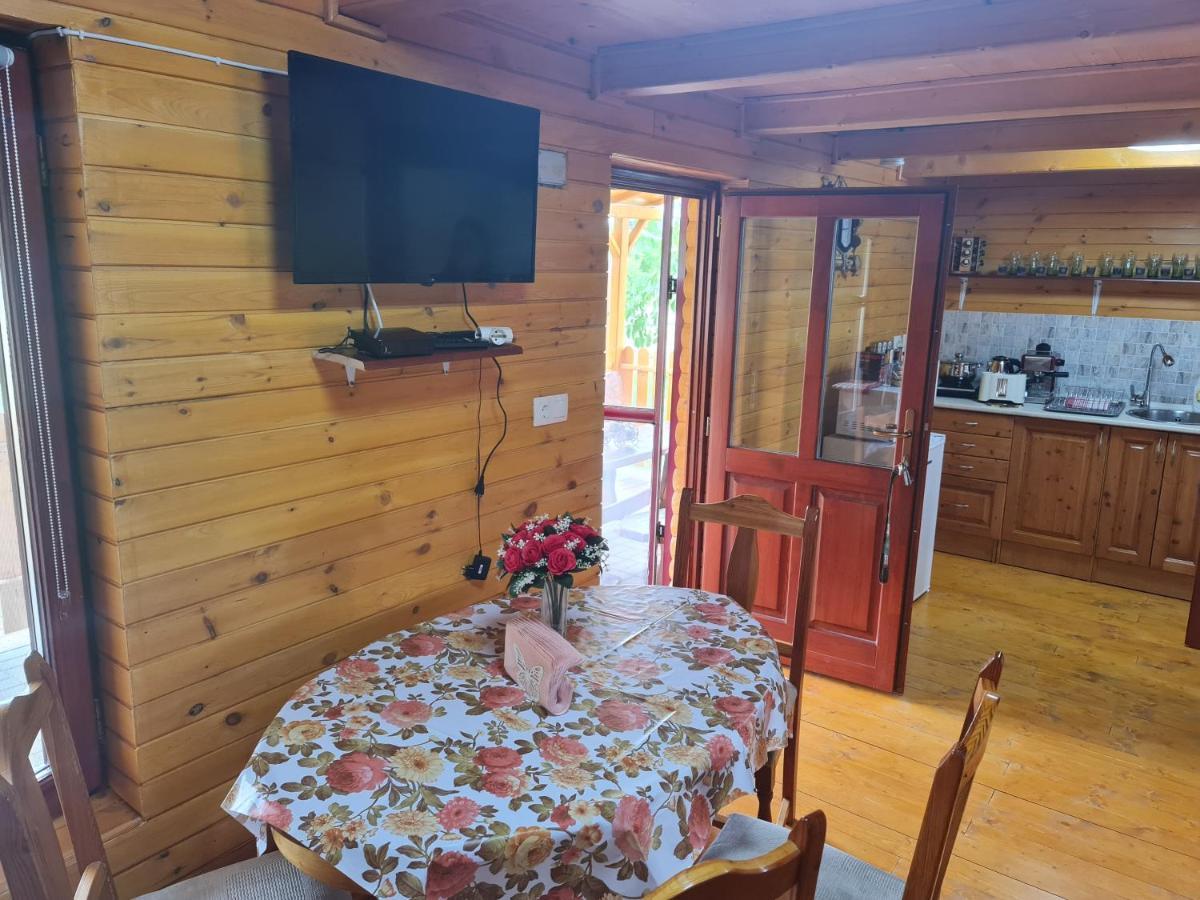 Hobby Vendégház Kiskunmajsa Extérieur photo